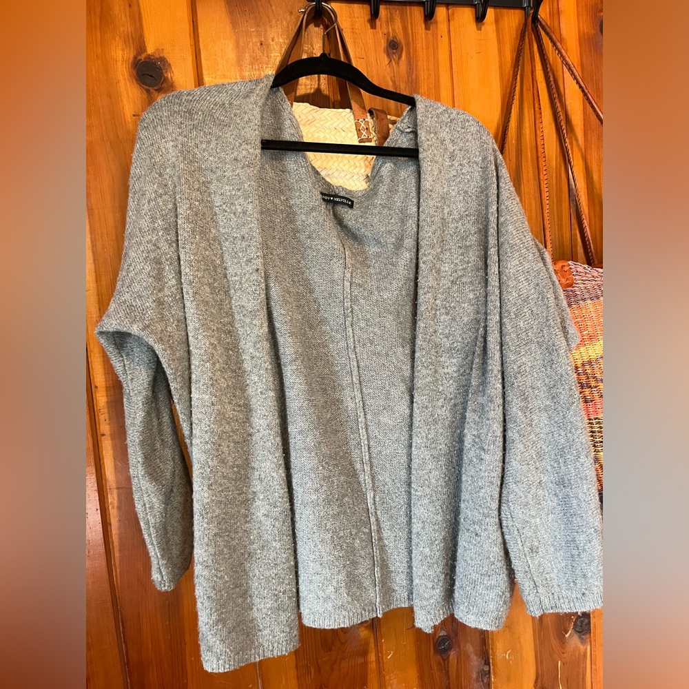 Brandy Melville grey slouchy cardigan